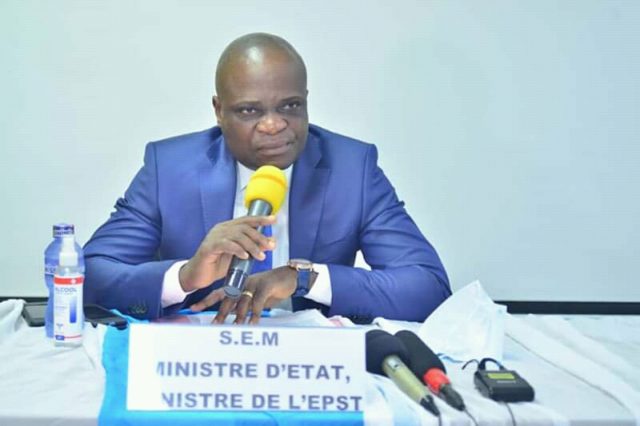 RDC: recherché par la justice pour détournement des fonds de la gratuité de l’enseignement,  Willy Bakonga a été arrêté à Brazzaville