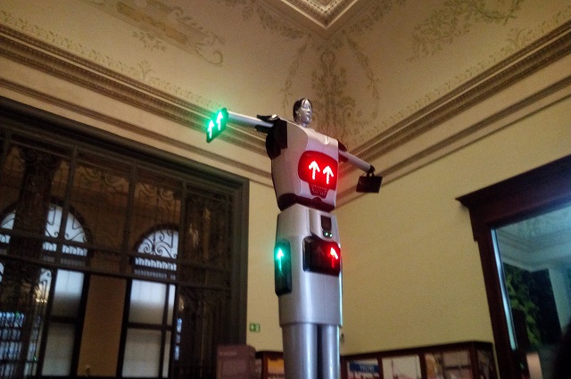RDC-Belgique :le robot roulage ‘’Made in Congo ‘’dans l’exposition  du Musée de Tervuren