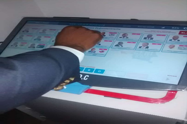 Lubumbashi: des machines à voter se réinitialise après quelques votes dans certains centres