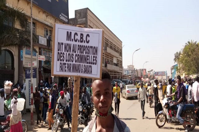 Lubumbashi: manifestation contre les projets de lois Minaku et Sakata