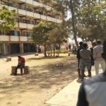 Photo illustant les etudiants de l'UNILU et la visite du Roi des Belges