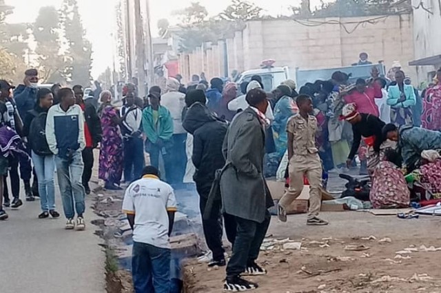 Kolwezi: des habitants du village Samukinda dispersés après 4 jours de sit in devant l’assemblée provinciale