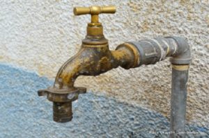 Article sur l'eau / Kambove