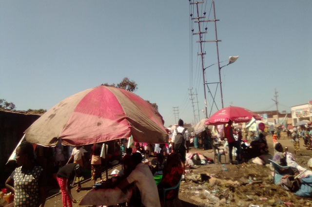Lubumbashi : Difficile déguerpissement des  vendeurs dans le rail