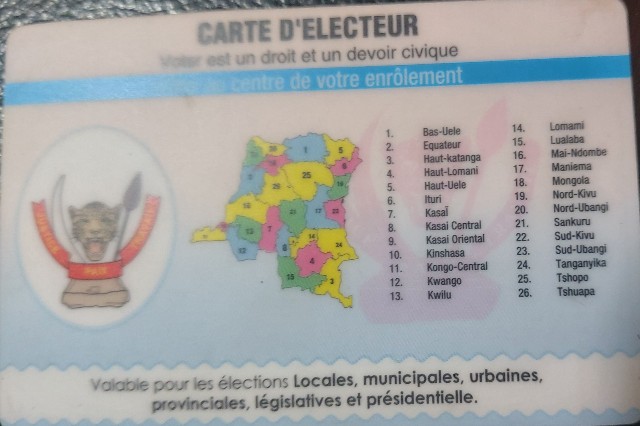 Carte d'électeur faisant office des cartes d'identité