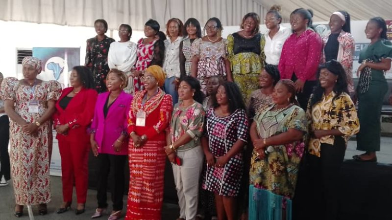 Femmes entrepreneures : passer de l’informel au secteur formel