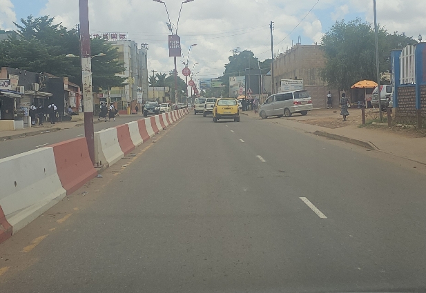 Avenue de la Révolution à Lubumbashi