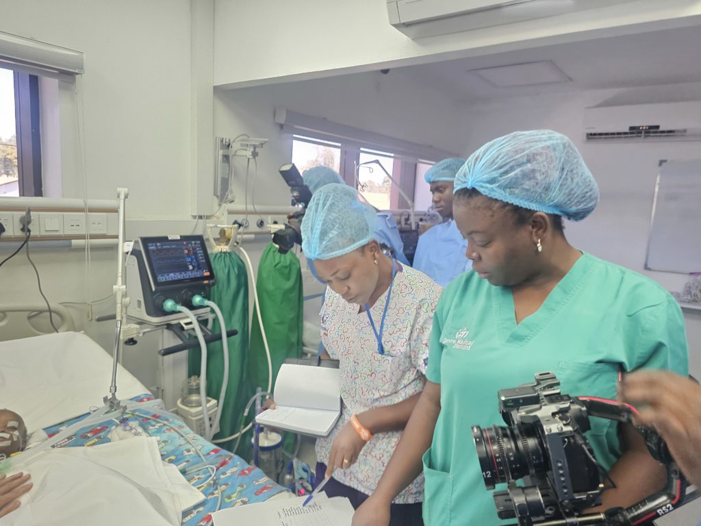 Dans la selle aux soins intensifs au centre médical Diamant