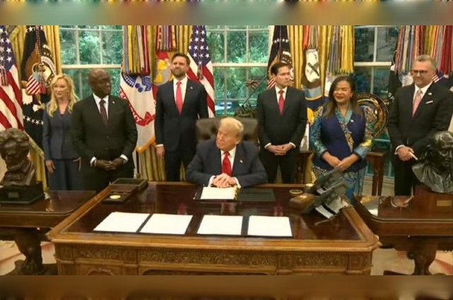 Lors de la signature entre la RDC et le Rwanda à Washington