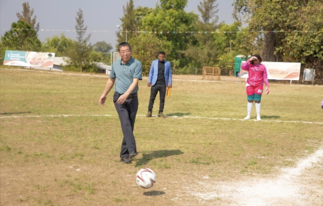 Lancement du tournoi de foot