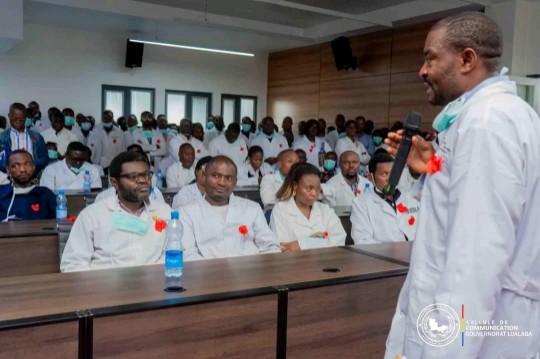 Kolwezi : les médecins exigent un procès sur le meurtre du Dr Nawej