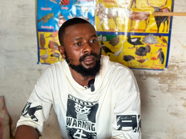 Kawama: Creuser la terre, semer le savoir, l’histoire d’un artisan minier