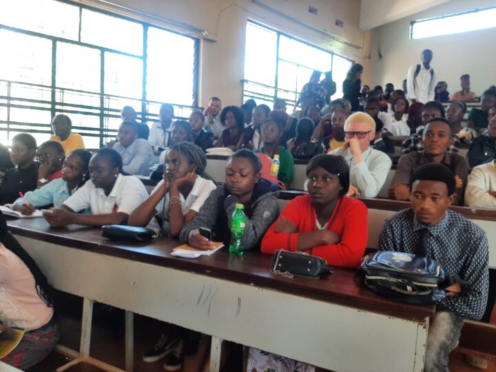 Visite d’itinérance : ce que les jeunes de Lushois attendent du président