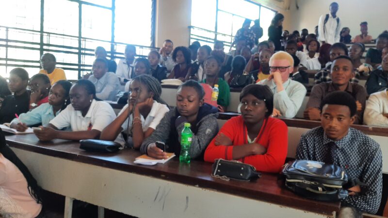 Visite d’itinérance : ce que les jeunes de Lushois attendent du président