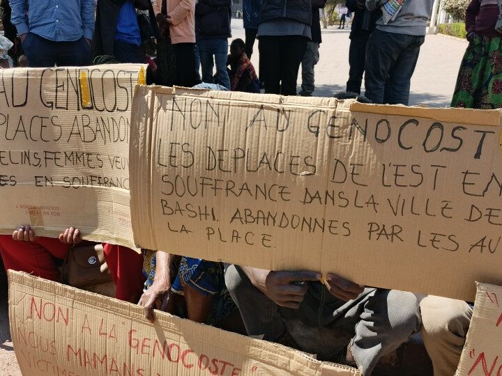 Lubumbashi : des déplacés du Kivu de nouveau devant le gouvernorat