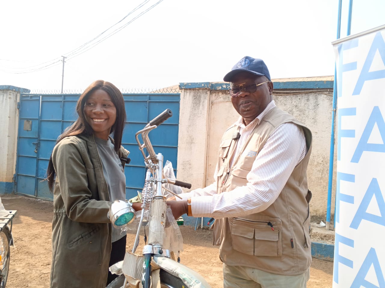 FAO : remise de 80 vélos aux moniteurs agricoles du parc national Upemba